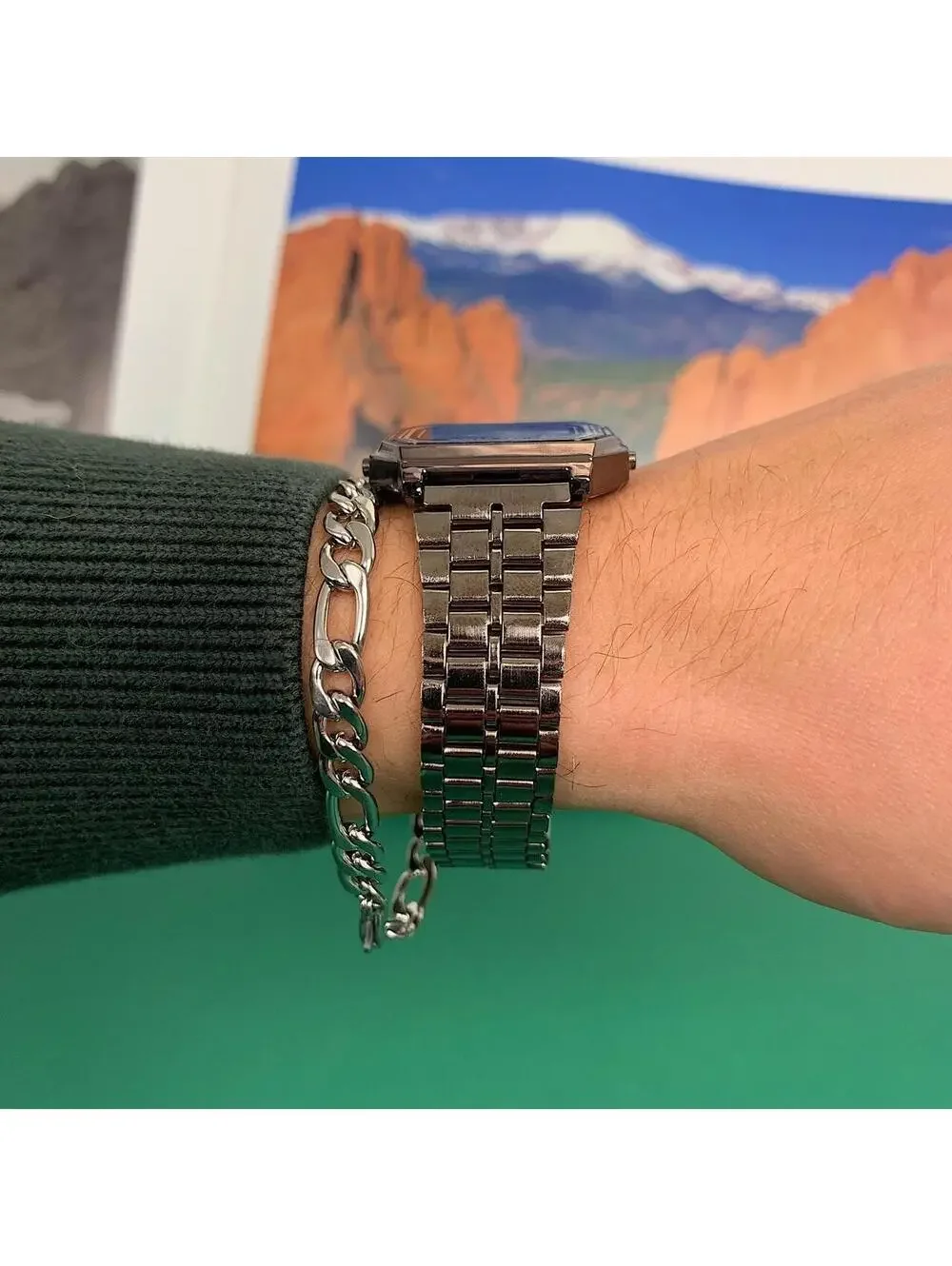 Y2k 2000s style cyber silver stainless steel digital watch. Has adjustable